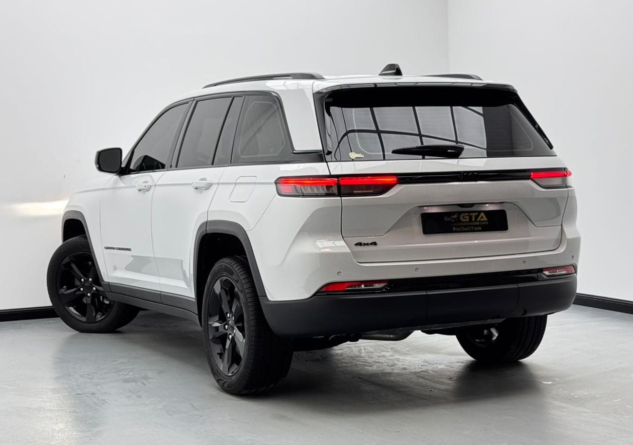 جيب جراند شيروكي 2024 Jeep Grand Cherokee Blacktop Edition, 2027 Jeep Warranty and Service Pack, GCC