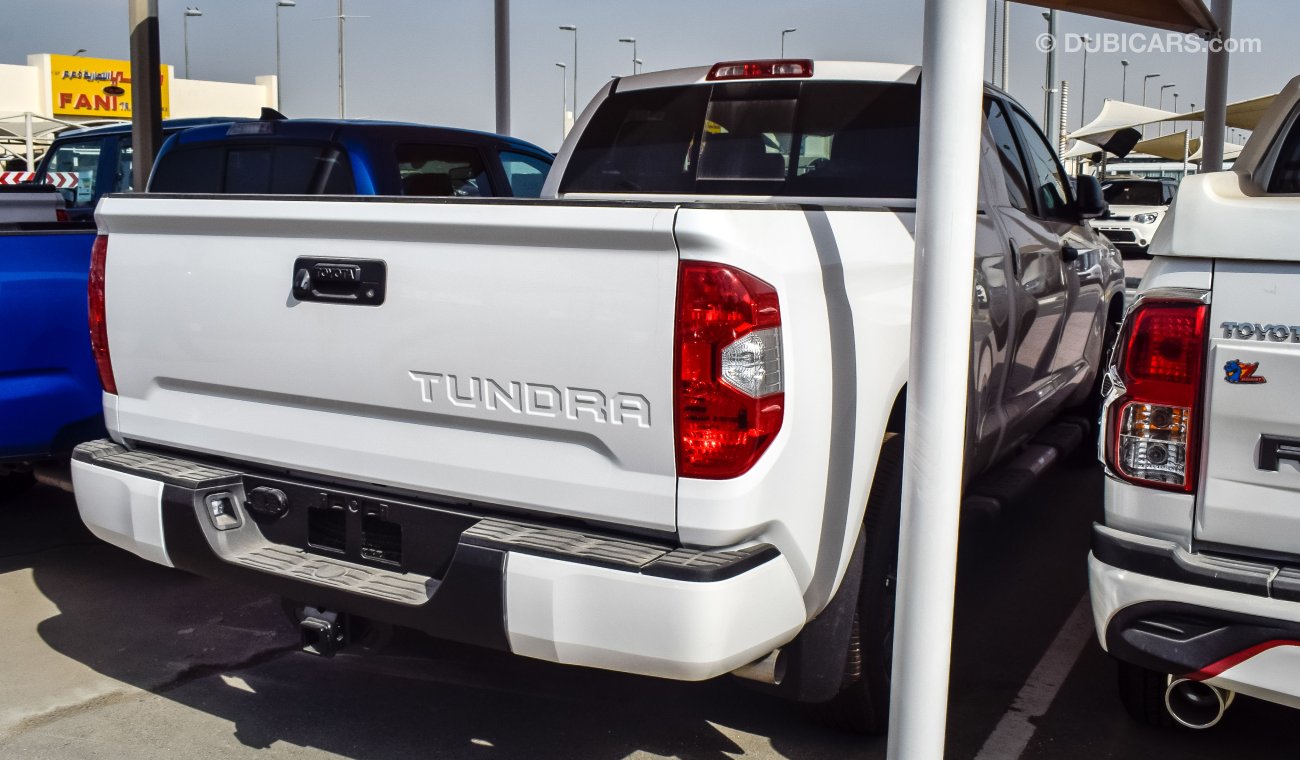 Toyota Tundra DOUBLE CAB SX 5.7L PETROL AUTOMATIC