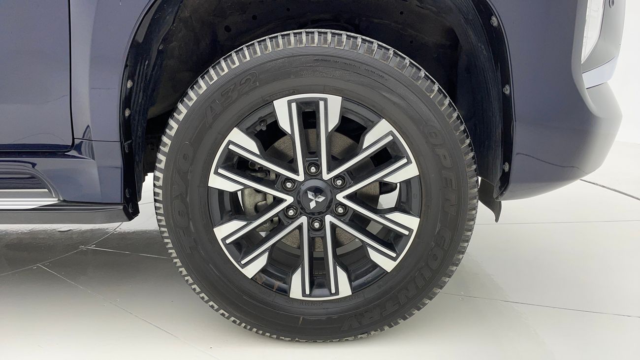 ميتسوبيشي مونتيرو سبورت GLS PREMIUM 3 | بدون دفعة مقدمة | اختبار قيادة مجاني للمنزل