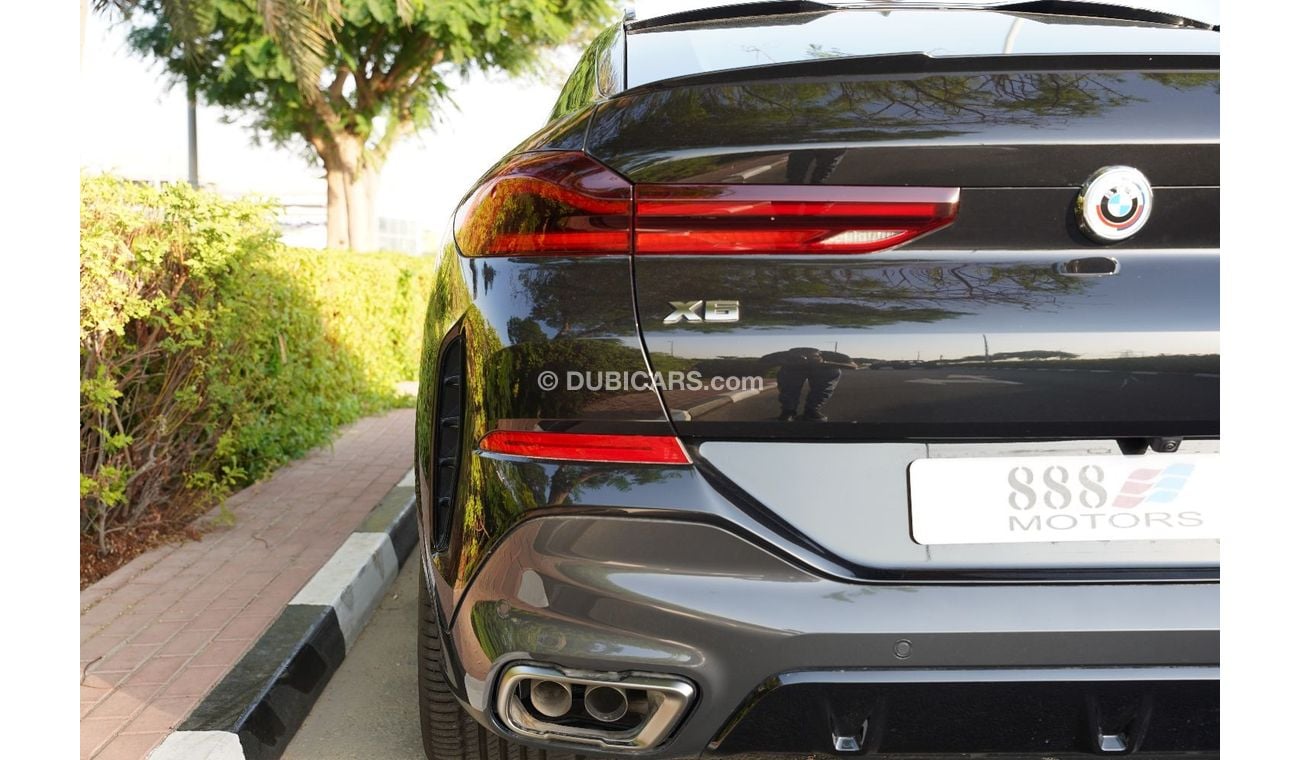 BMW X6M 2023 BMW X6 x-Drive 50i V8 Black color Carbon Fiber 0Km