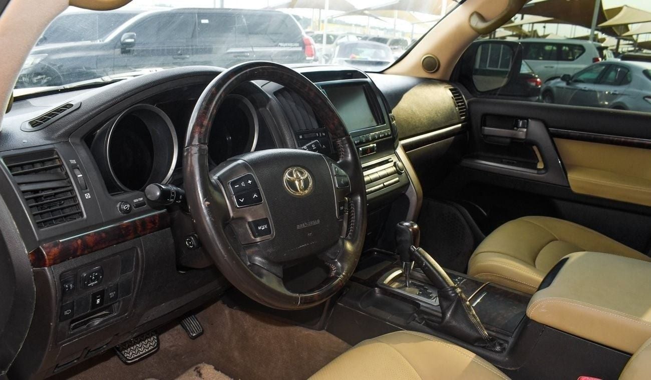 Toyota Land Cruiser Body kit 2021 V8