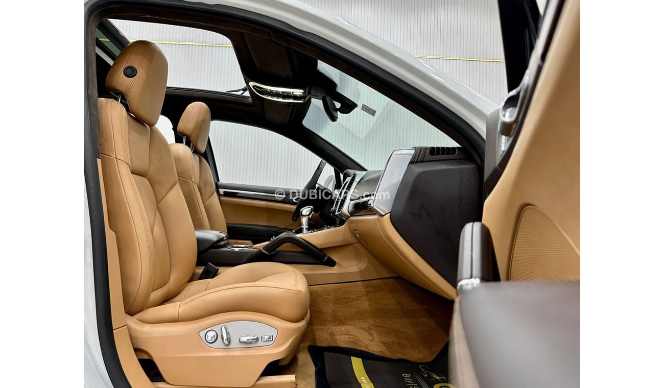 Porsche Cayenne 2013 Porsche Cayenne GTS, Service History, Low Kms, GCC