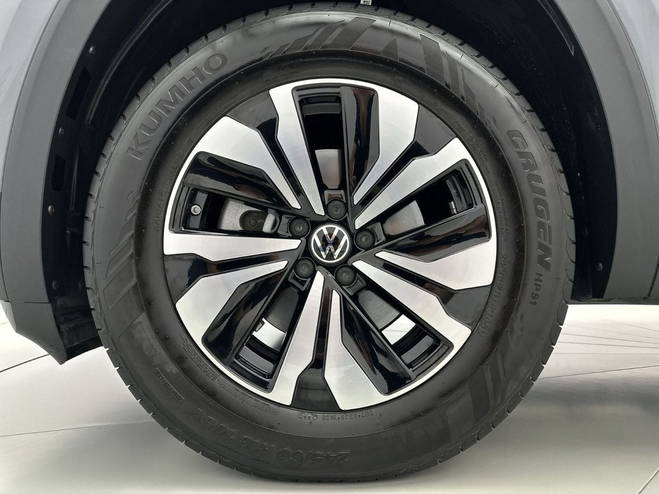 فولكس واجن تيرامونت Trendline 2.0L