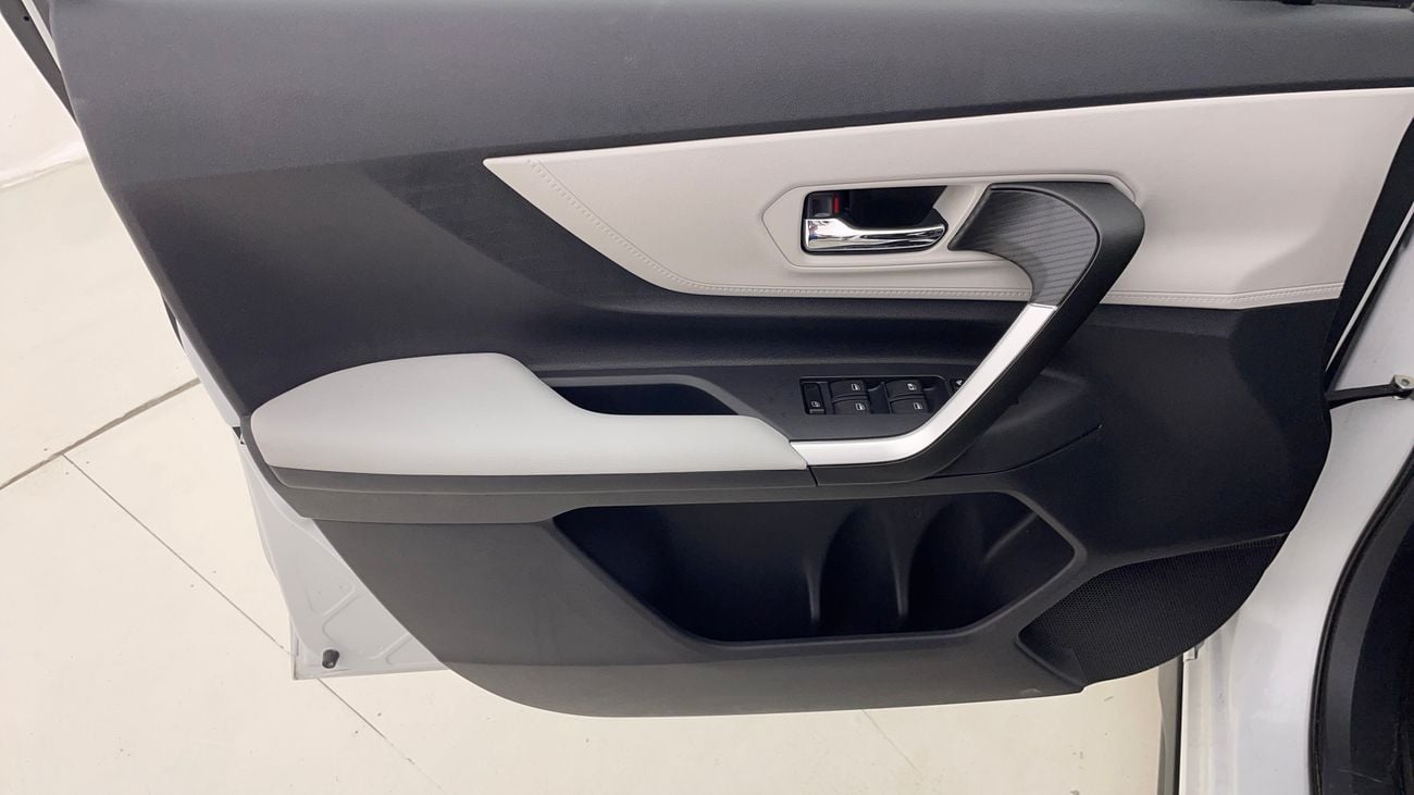 تويوتا فيلوز GX 1.5 | بدون دفعة مقدمة | اختبار القيادة في المنزل