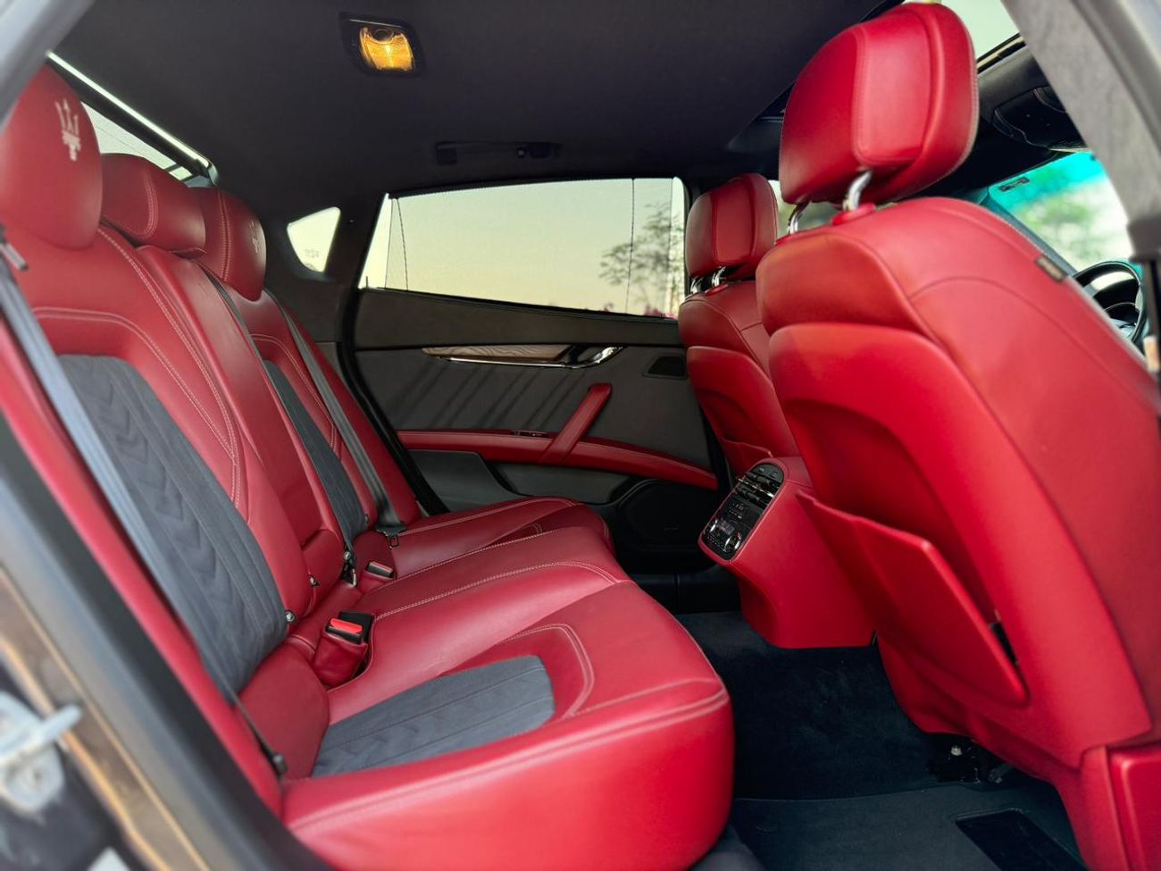 مازيراتي كواتروبورتي S Q4 3.0L (410 HP)