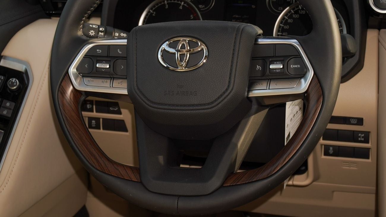 تويوتا لاند كروزر GXR TWIN TURBO 3.3L DIESEL