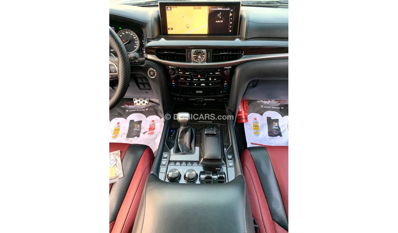 Lexus LX 570 Platinum Signature