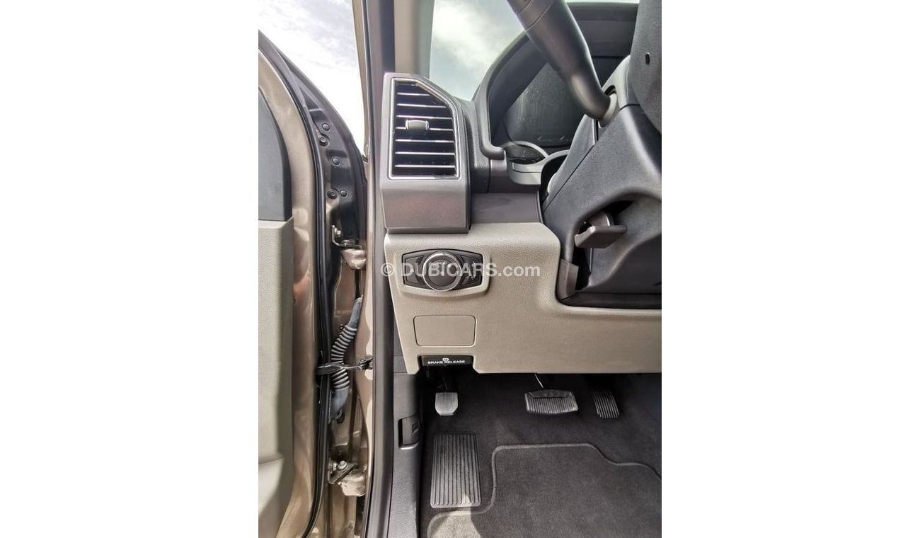 Ford F 250 Ford F -250 XLT - 2023 - Champagne