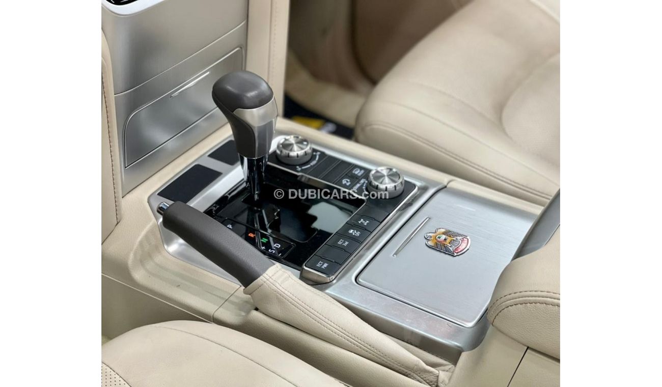 تويوتا لاند كروزر 2018 Toyota Land Cruiser GX-R, Service History, Warranty, GCC