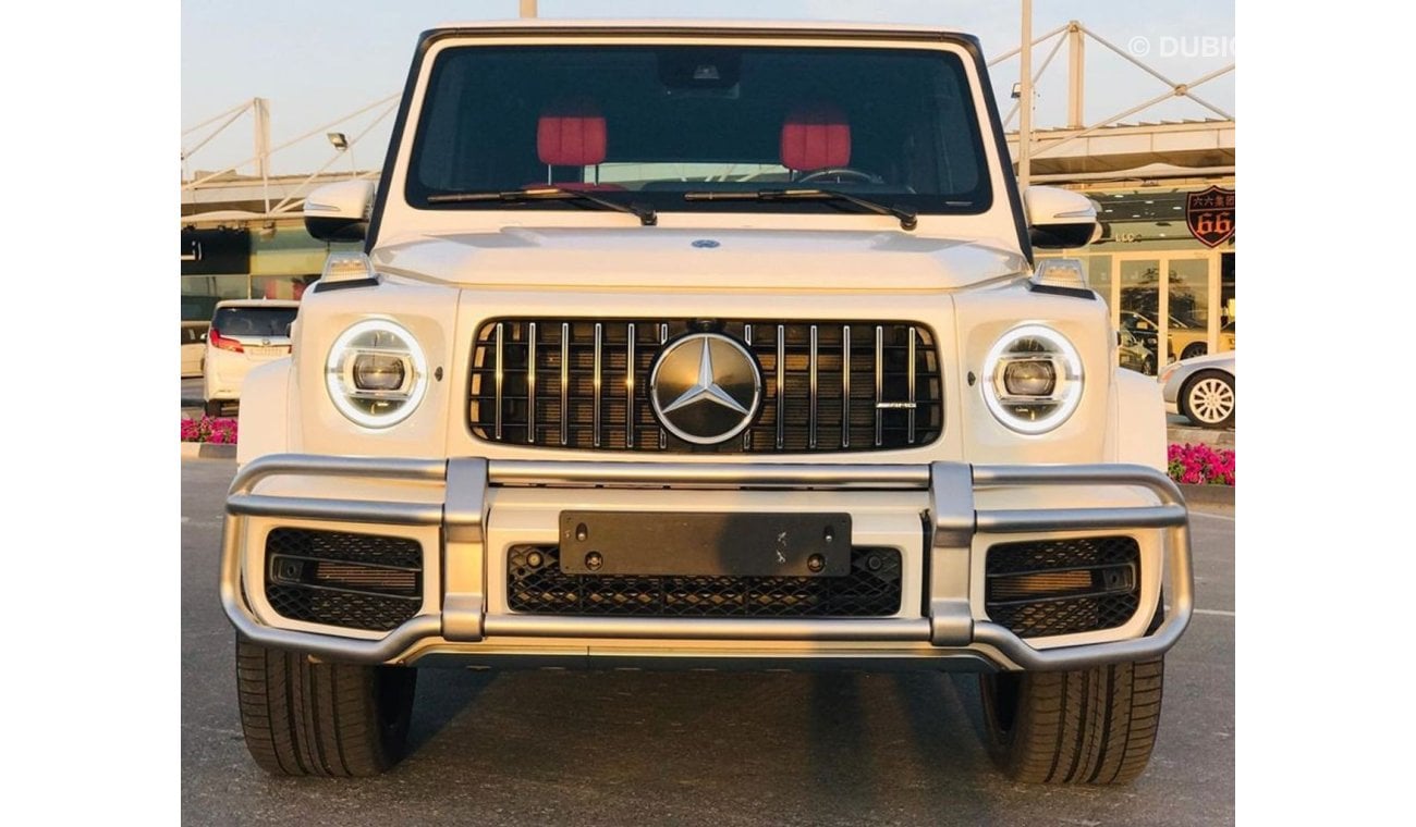 Mercedes-Benz G 63 AMG Pearl White