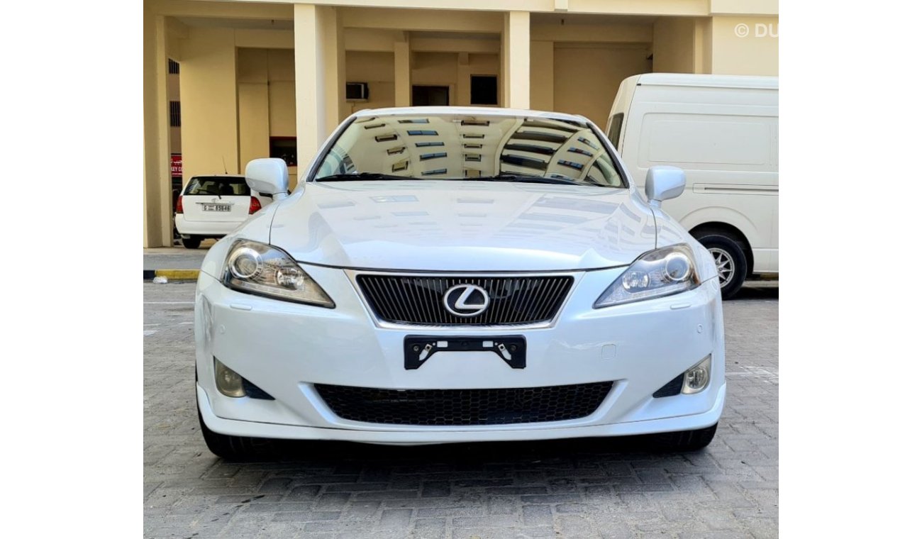 Lexus IS300 LEXUS IS300 GCC FULL OPTION  2008