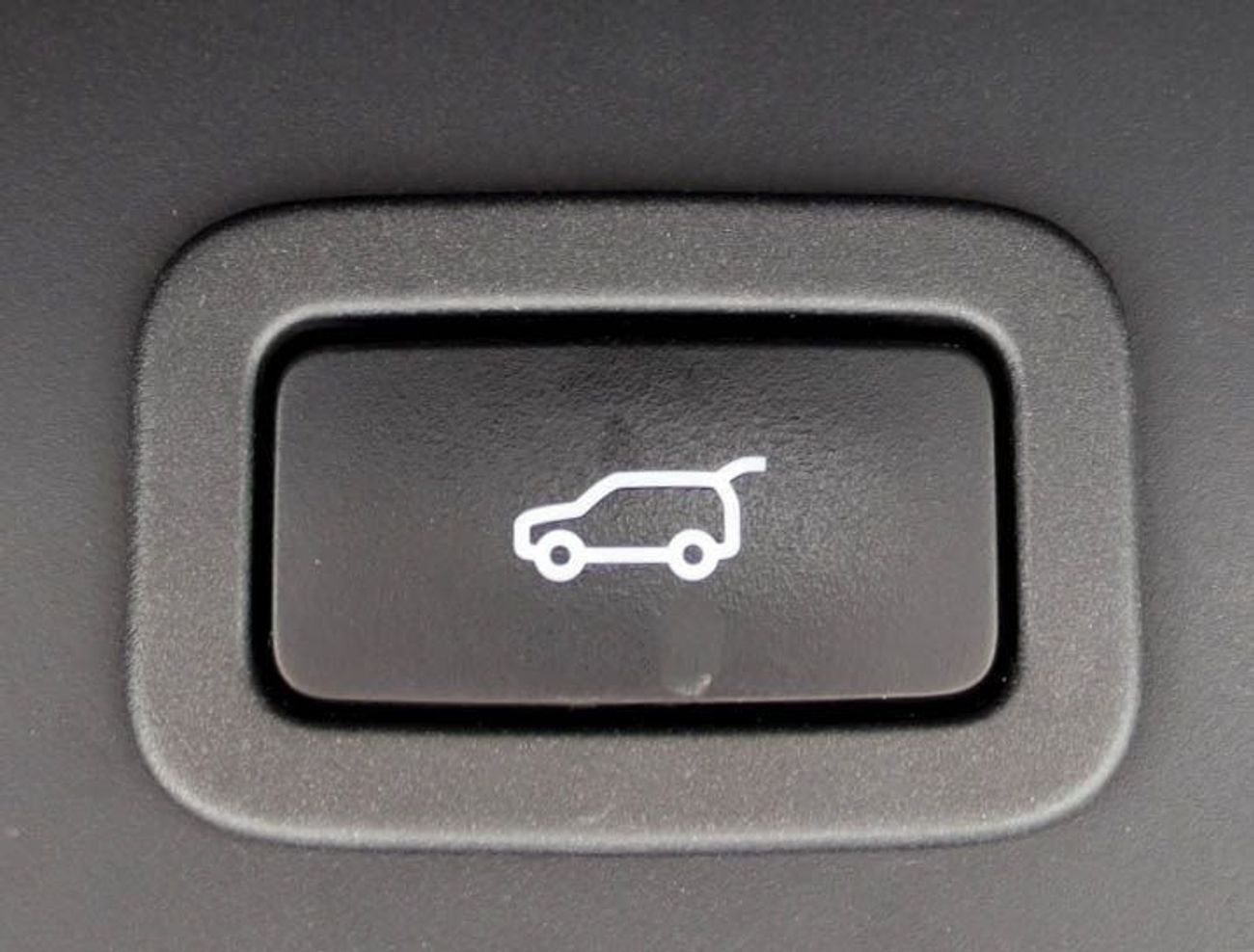 Land Rover Range Rover HSE 3.0L (375 HP) Range Rover GCC, Original Paint, Accident-Free, Full Service History, AED 3025 /Mo