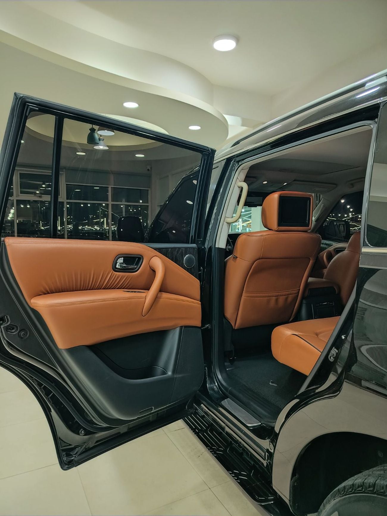 Nissan Patrol LE Titanium 5.6L