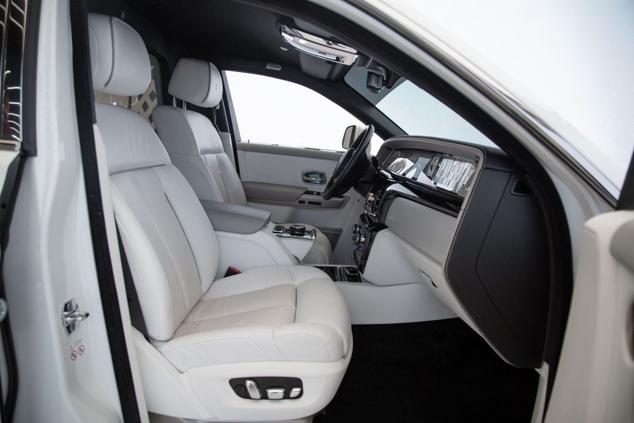 رولز رويس فانتوم EWB 6.8L | TRANQUILITY COLLECTION