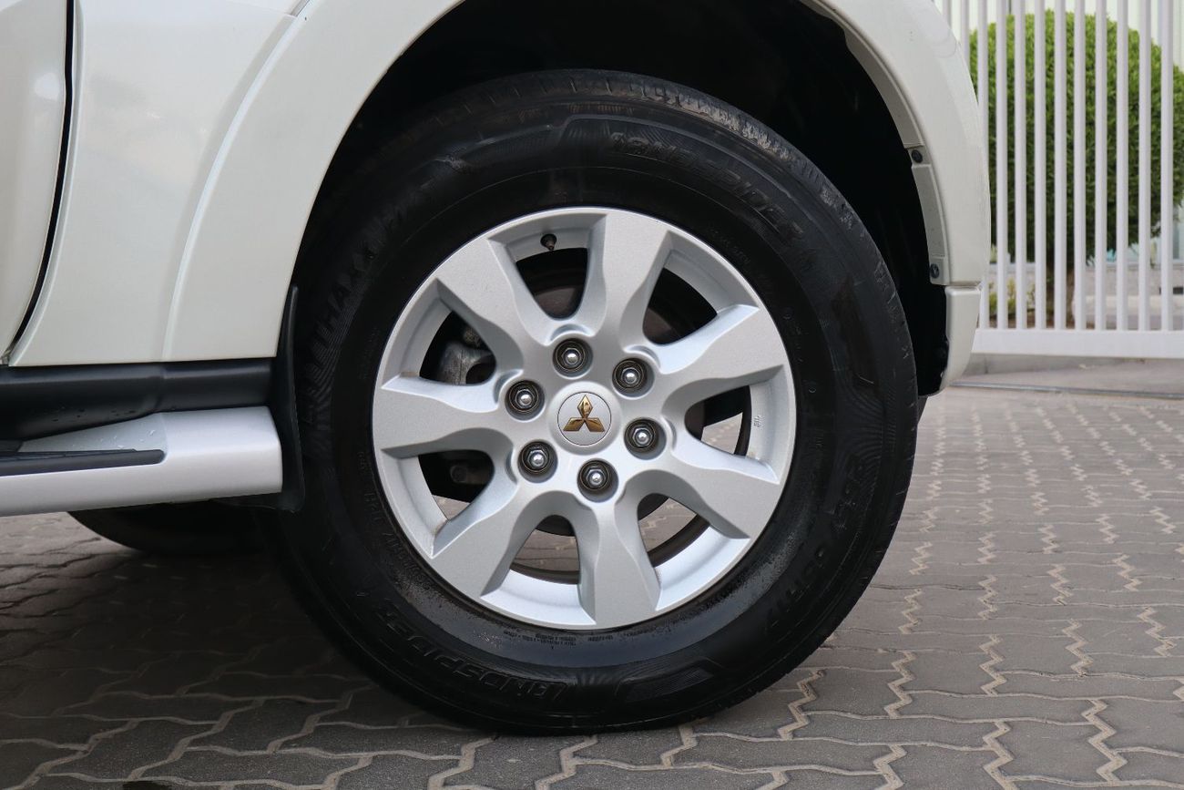 ميتسوبيشي باجيرو