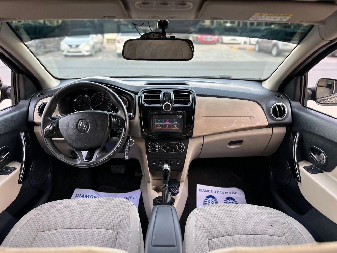 رينو سيمبول RENAULT SYMBOL 2017 GCC ORGINAL PAINT // 2KEYS // PERFECT CONDITION