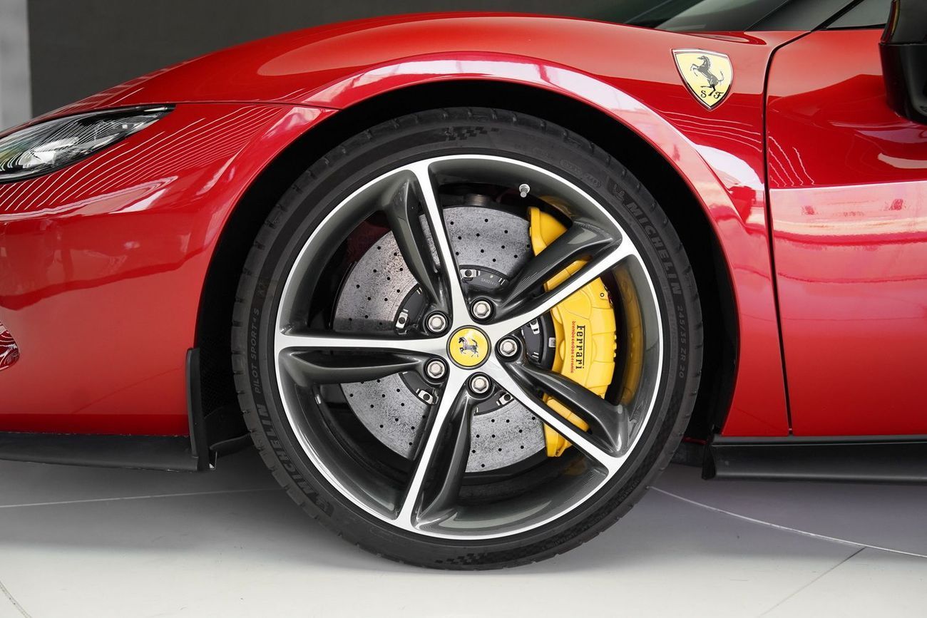 فيراري 296 GTB 3.0T V6 PHEV