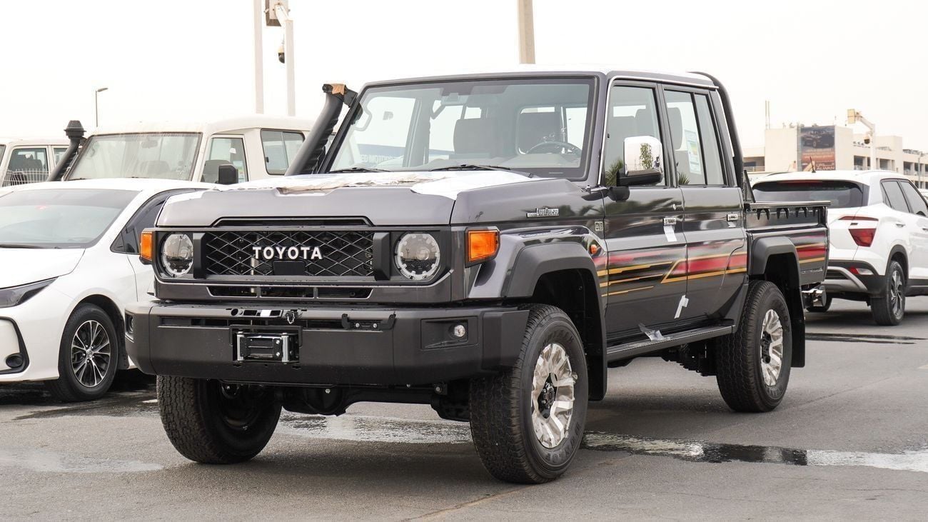 Toyota Land Cruiser Pick Up TOYOTA LC79 PICKUP D/C LX-Z1 4.0L PETROL V6 A/T FULL OPTION 2025 MODEL