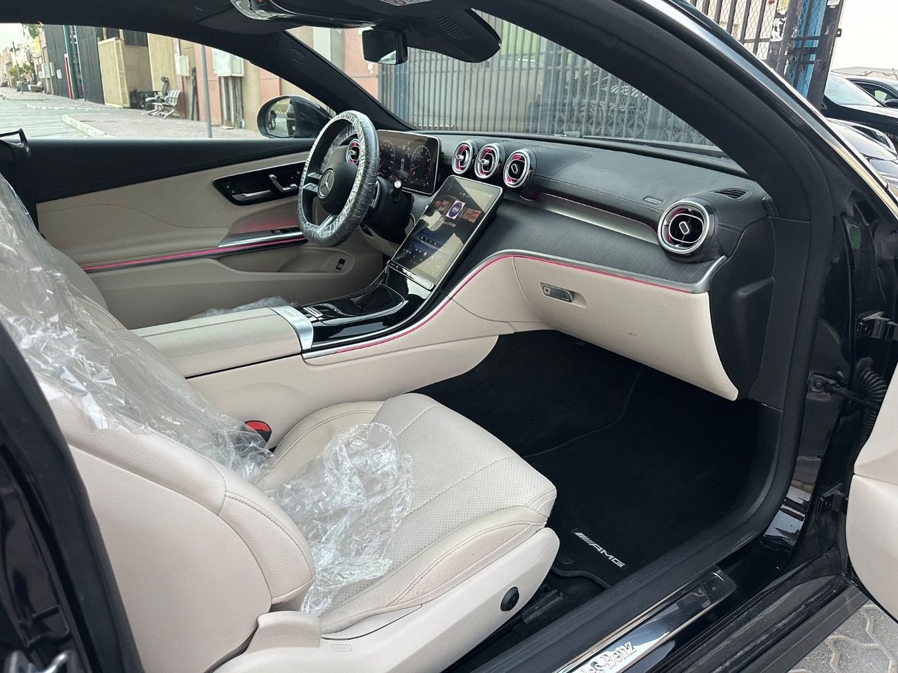 مرسيدس بنز CLE300 4MATIC
