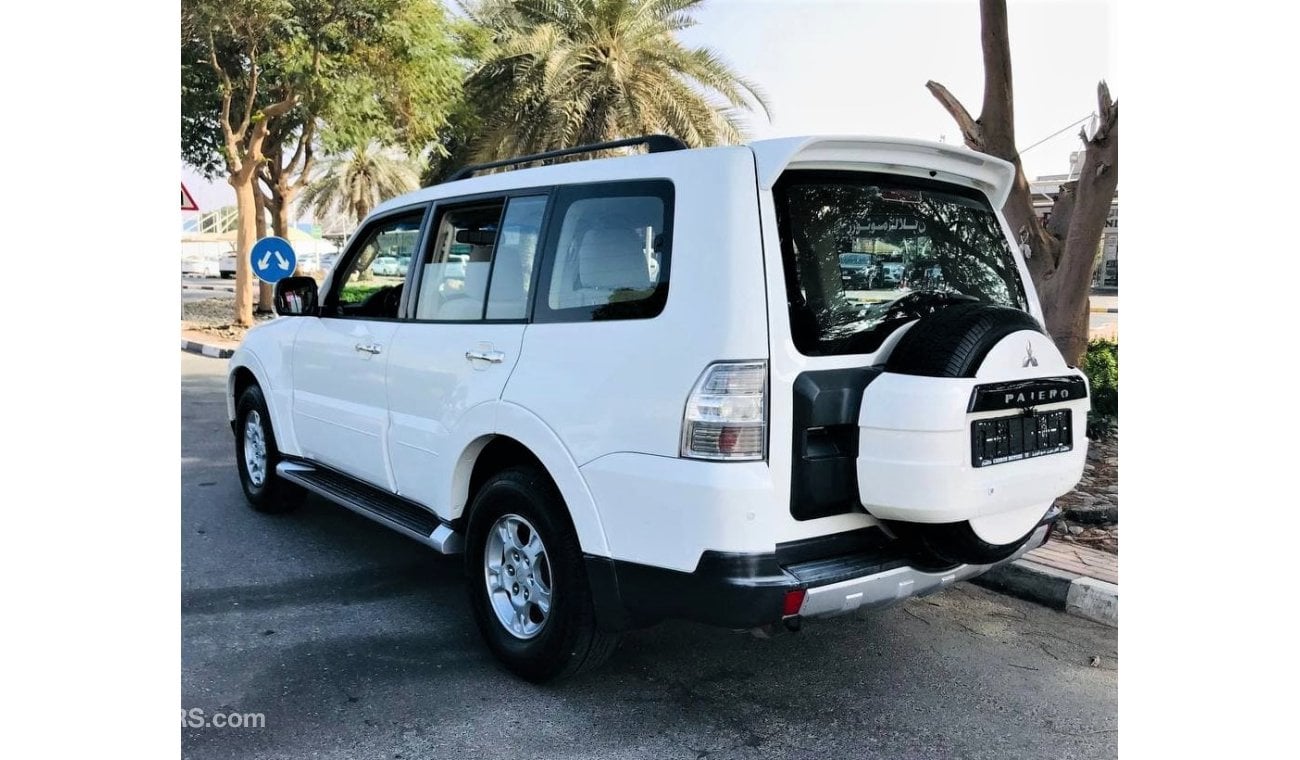 Mitsubishi Pajero 2008 MITSUBISHI PAJERO IN A PERFECT CONDITION ONLY FOR 22500AED WITH INSURANCE AND REGISTERATION