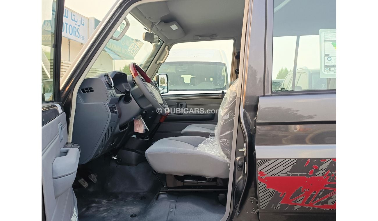 Toyota Land Cruiser Pick Up 4.5L V8 DIESEL, M/T / DOUBLE CABBIN / DIFF LOCK ( CODE # 7899)