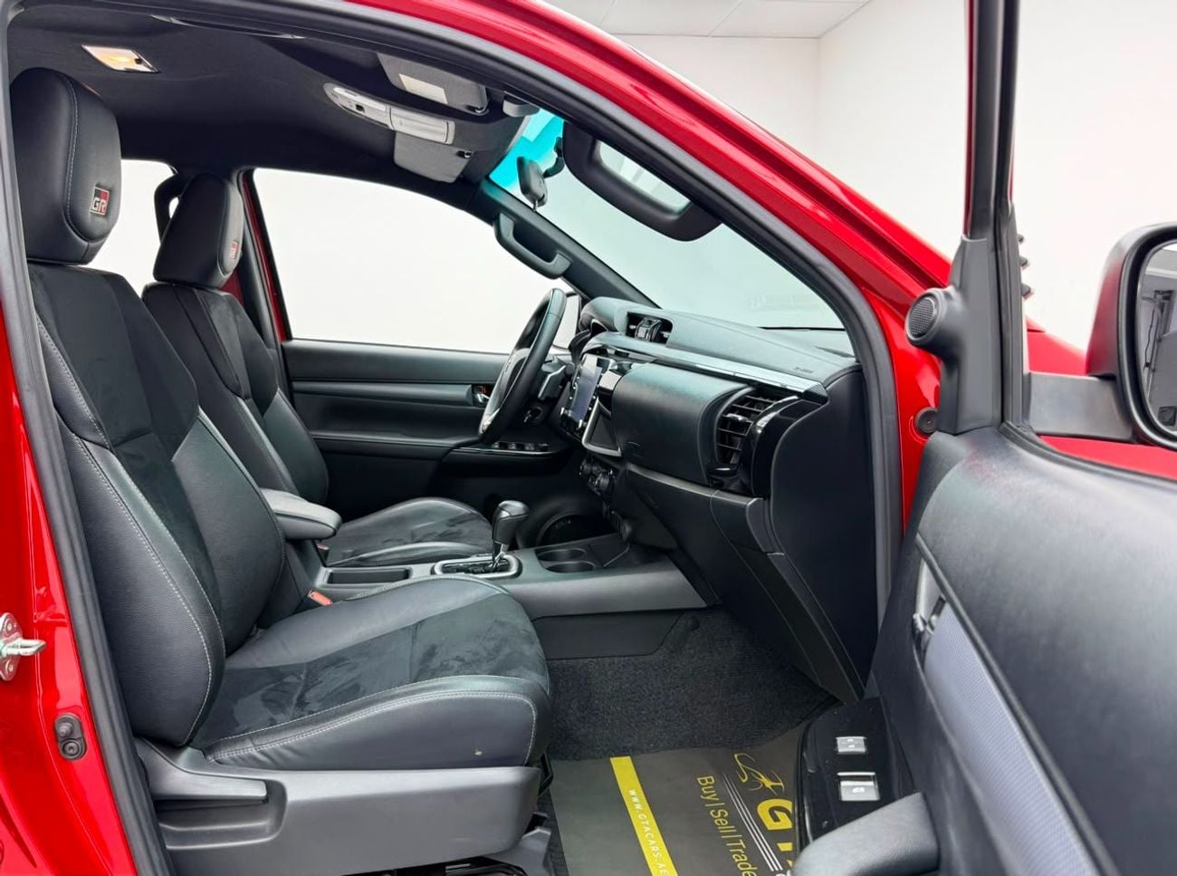 Toyota Hilux GR SPORT