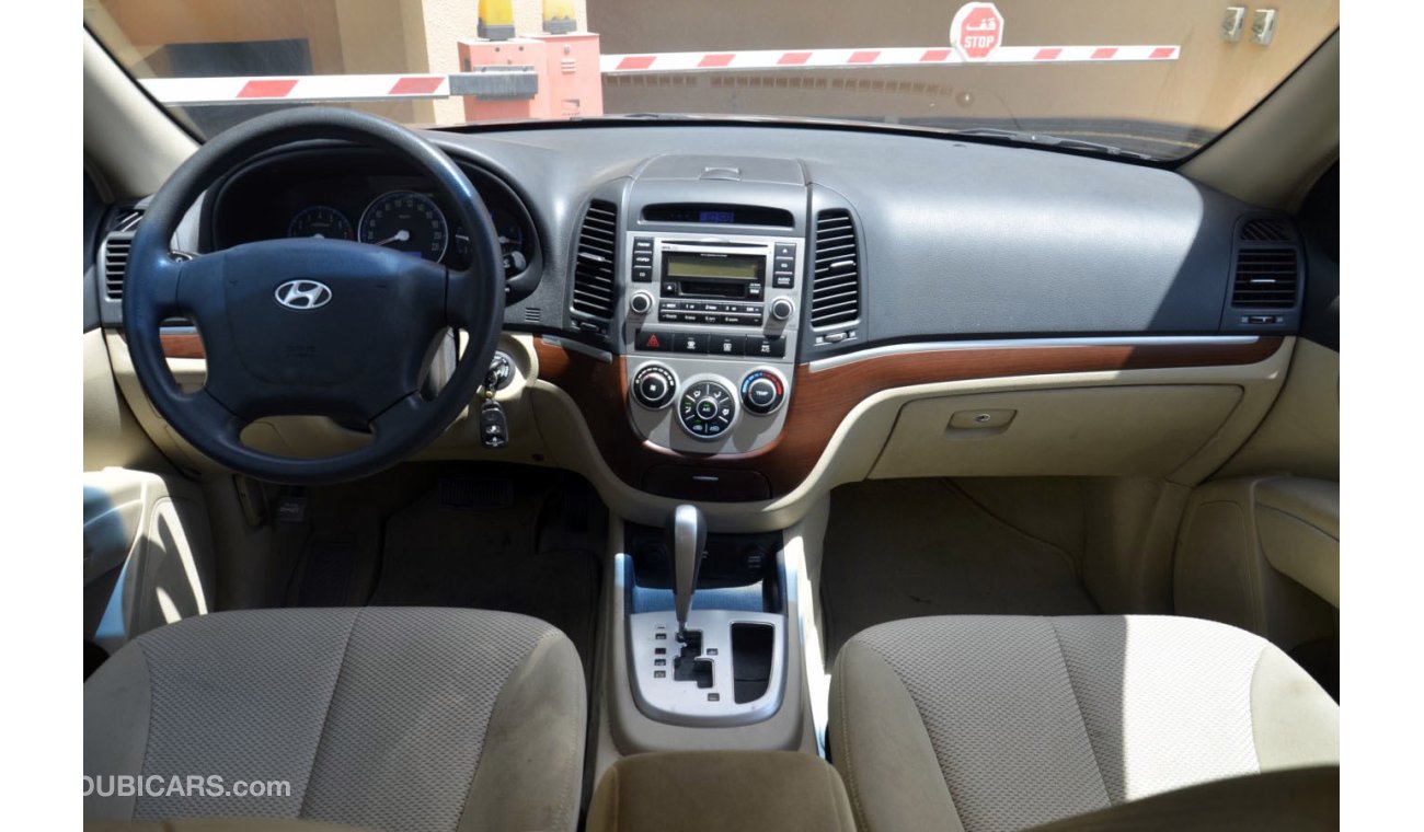 Hyundai Santa Fe Mid Range in Perfect Condition