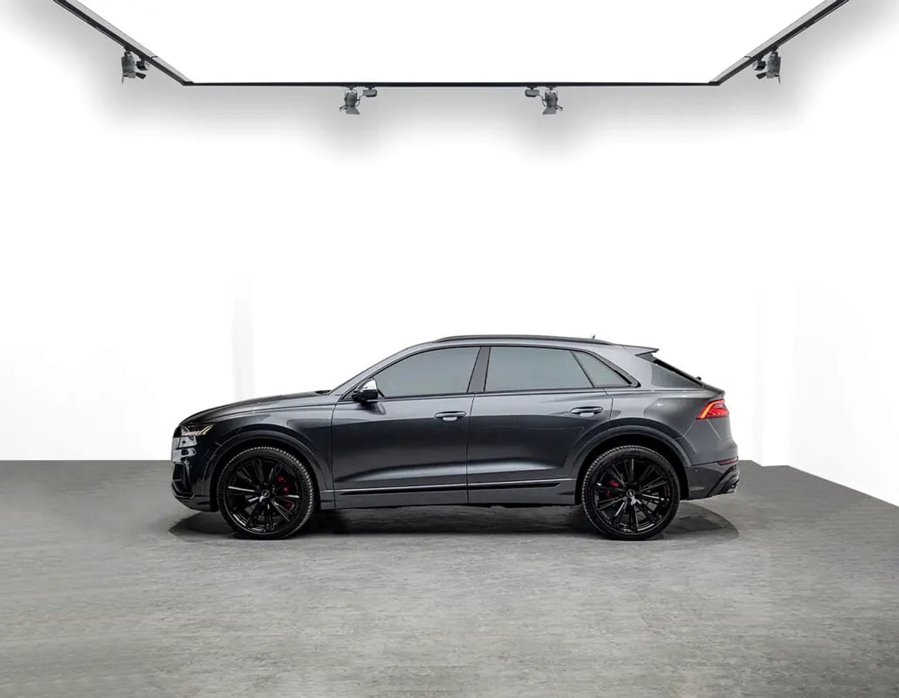 أودي SQ8 4.0 TFSI quattro (507 HP)