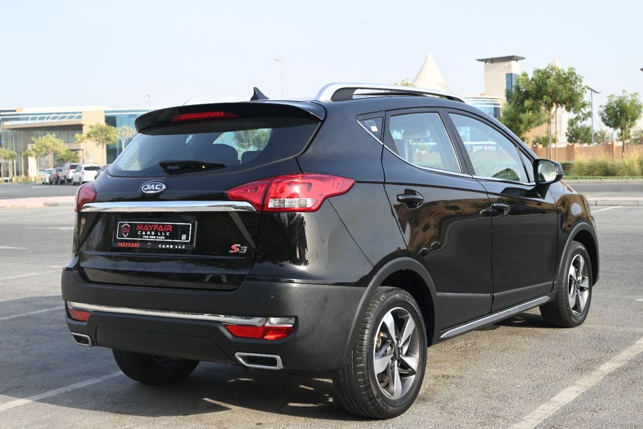 JAC S3 Plus EMI 550 AED - JAC WARRANTY 2028 - JAC S3+ - APPLE CARPLAY - ORIGINAL PAINT - GCC