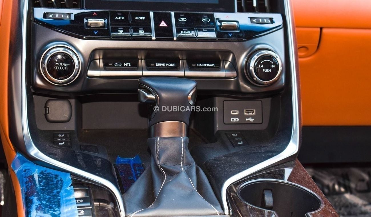 Lexus LX 600 3.5L  VIP  4 Seater