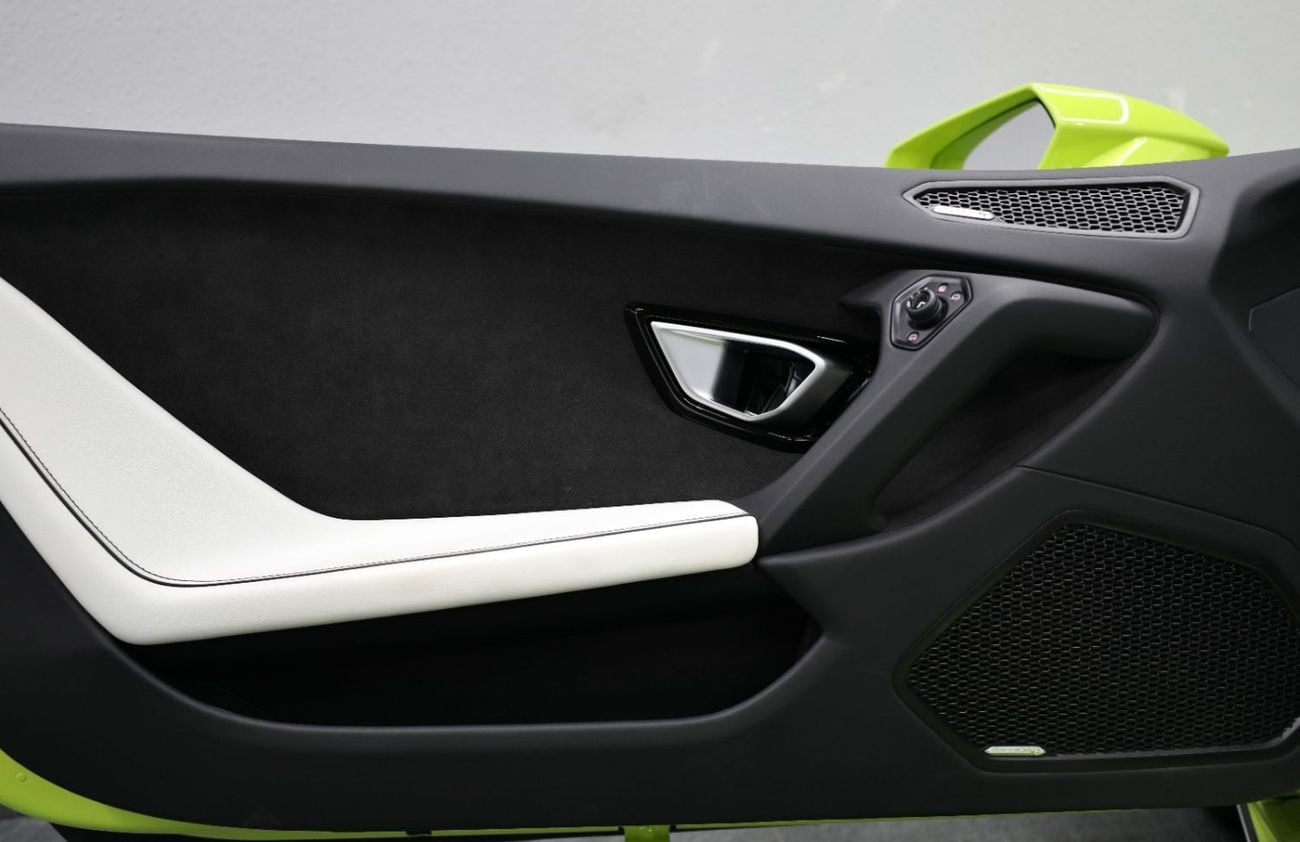 Lamborghini Huracan EVO SPYDER