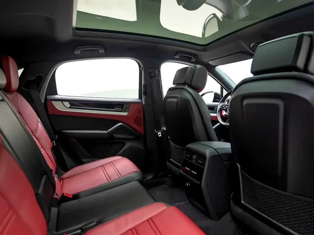 بورش كايان Coupe