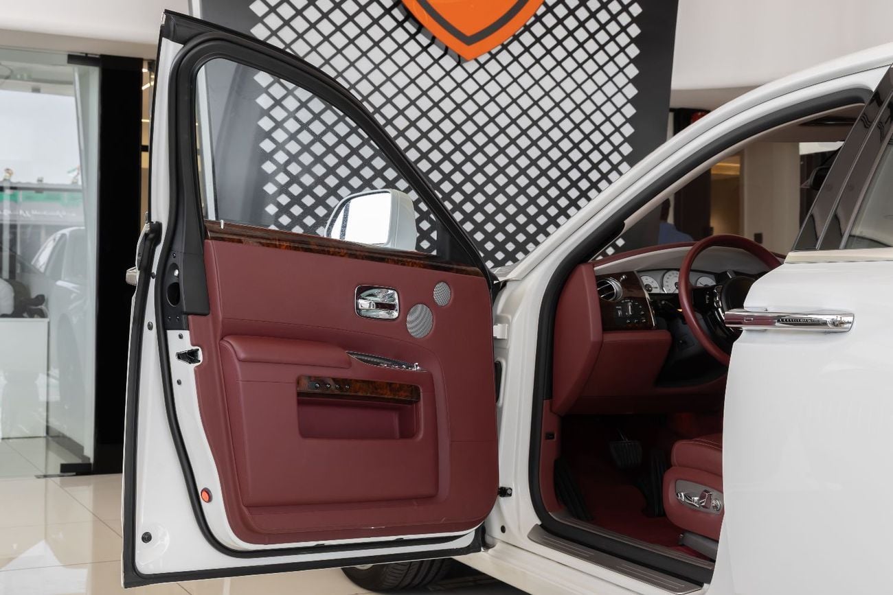 Rolls Royce Ghost Std 6.6L Rolls-Royce | Ghost | Standard | GCC Specs | 2016