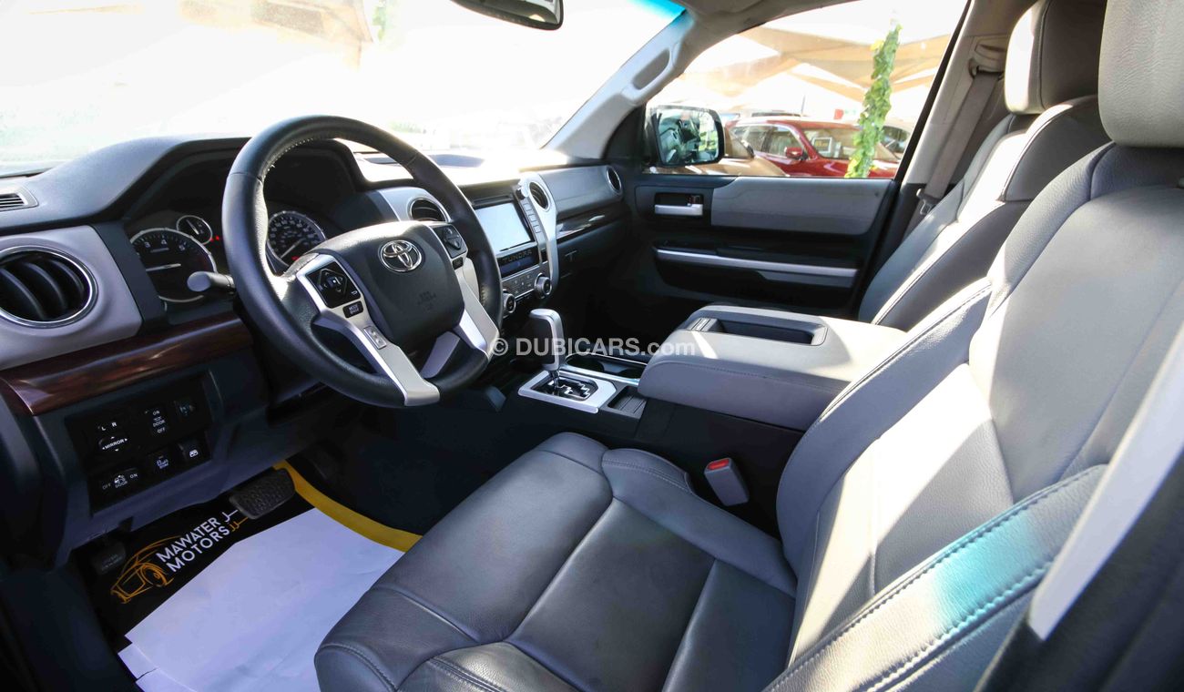Toyota Tundra 5.7L V8 4X4 Limited