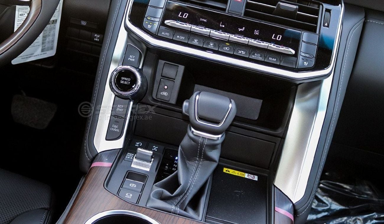 تويوتا لاند كروزر 2025 Model Toyota Land Cruiser (LC300) GXR High, 4.0L Petrol 4WD 6A/T