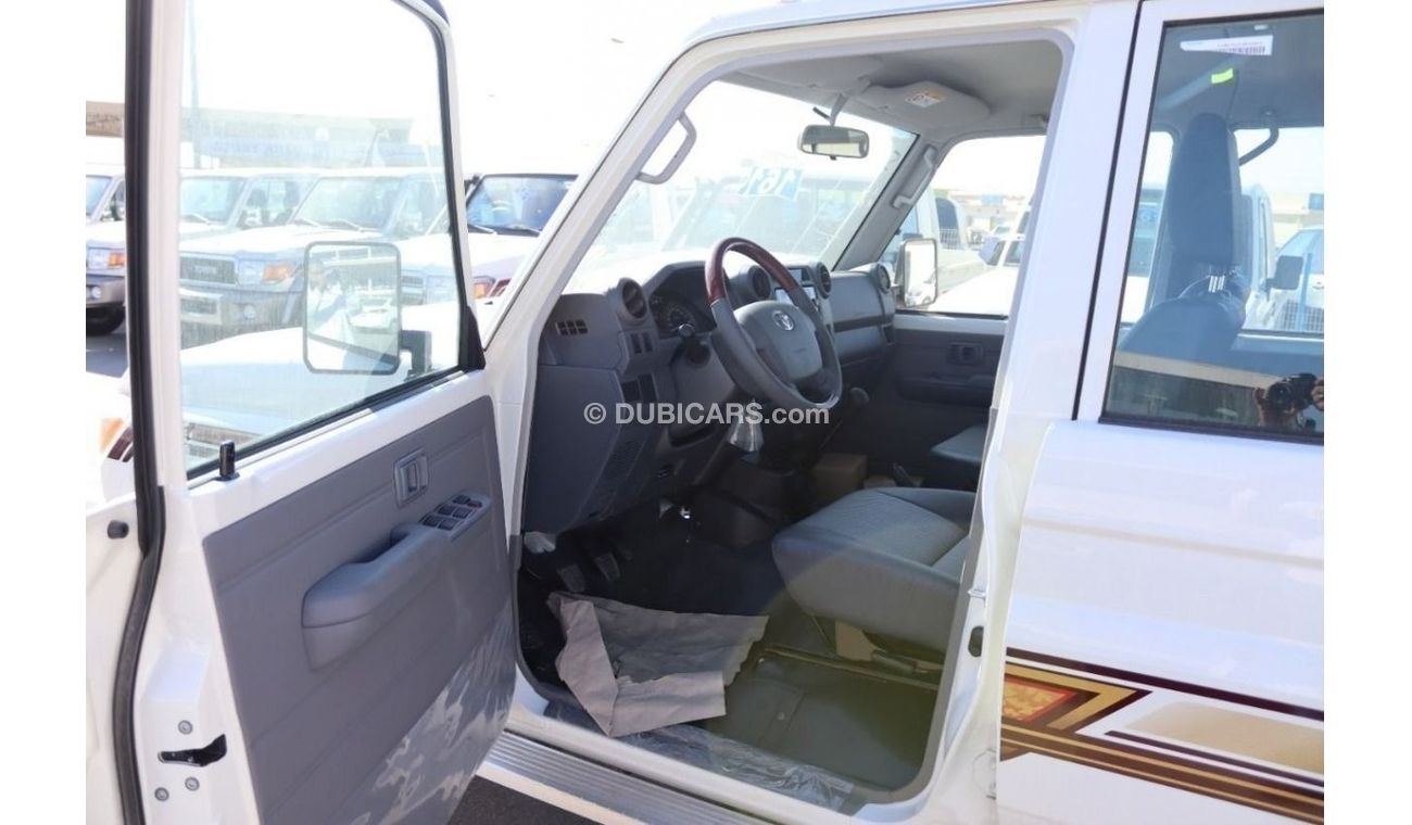 Toyota Land Cruiser Pick Up 2022 TOYOTA LAND CRUISER DOUBLE CABIN 4.0 V6 petrol