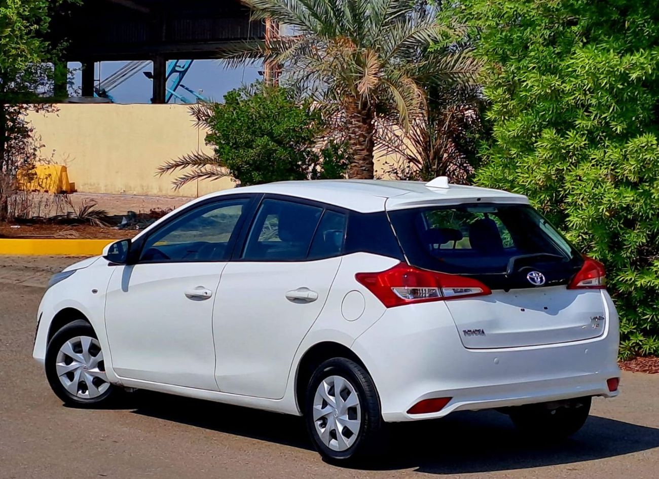 Toyota Yaris Mid 1.3L hatchback TOYOTA YARIS HATCHBACK 2018 1.3L GCC (468/-MONTHLY) FOR 4 YEARS LOAN .