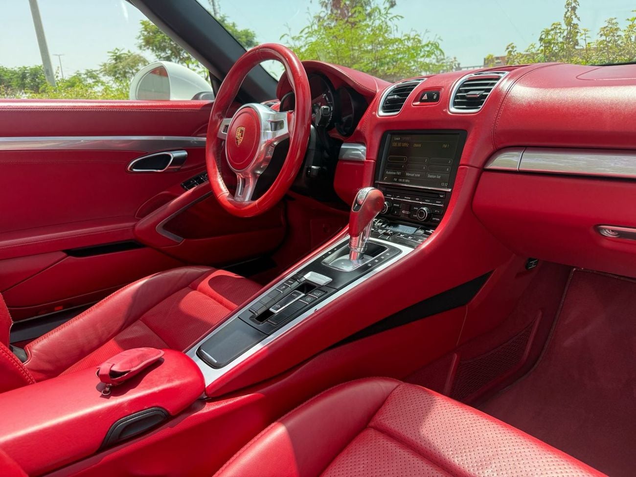 Porsche 718 Boxster PORSCHE POXTER 2016 GCC ONLY 92000 KM LIKE NEW FIRST OWNER ORIGINAL PAINT FULL SERVICE HISTORY