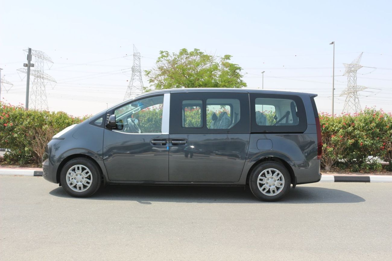 هيونداي ستاريا هينداي ستاريا 2024 جديده بلكامل 9 ركاب مع مساحه تخزين خلفيه