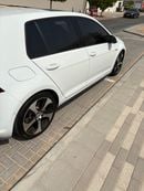 فولكس واجن جولف GTI