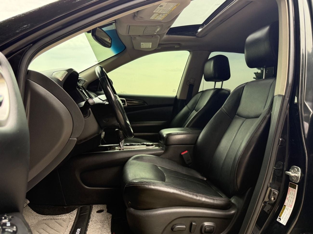 Nissan Pathfinder Platinum 3.5L