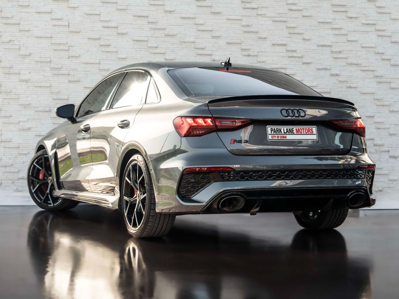 أودي RS3 TFSI quattro 2.5L Sedan