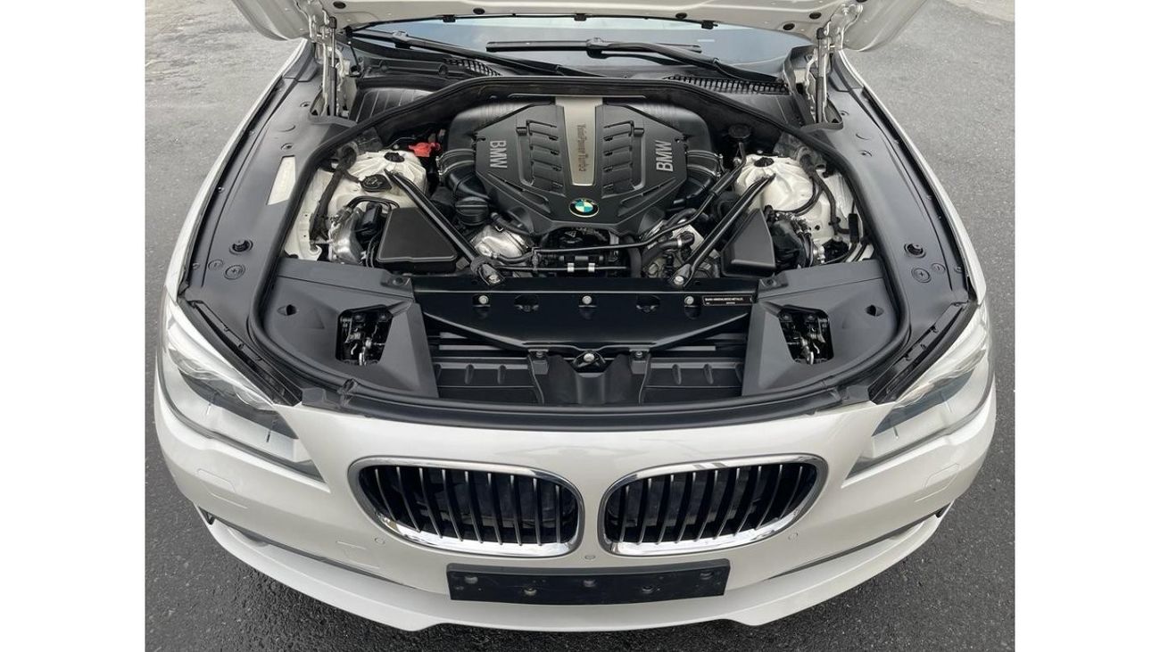 BMW 750Li Exclusive BMW 750 Li_TWIN POWER TERBO_Gcc_2013_Excellent_Condition _Full option