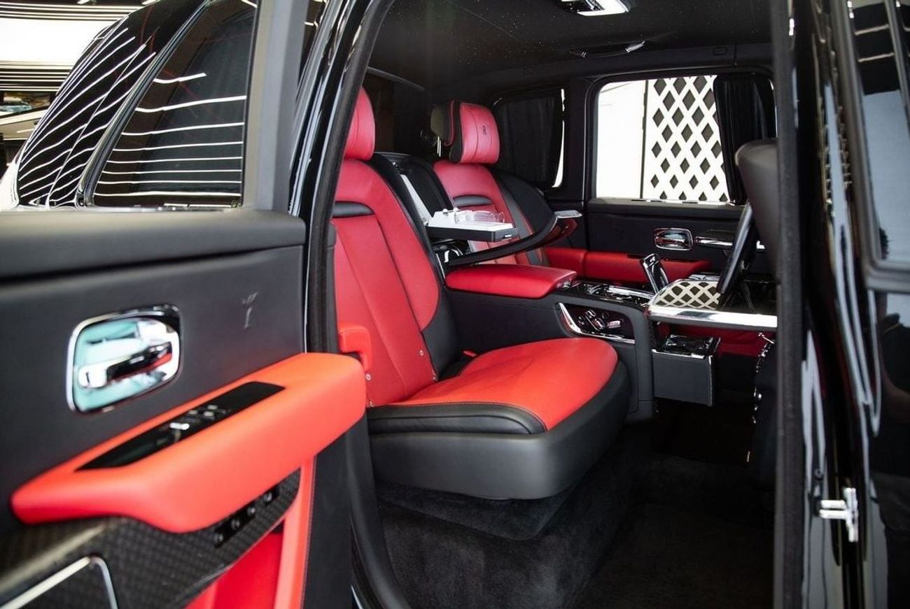 رولز رويس كولينان BLACK BADGE