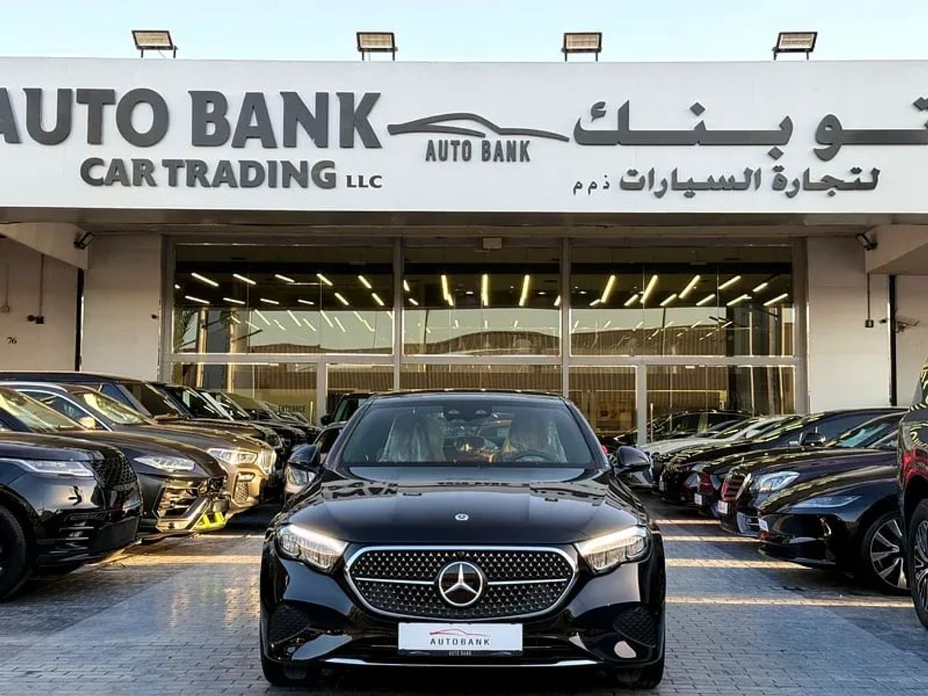 مرسيدس بنز E200 2.0L