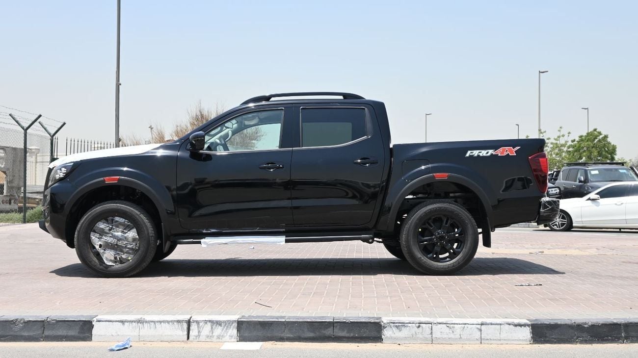 نيسان نافارا AVAILABLE COLOURS : WHITE/SILVER/BLACK/TECNO GRAY/WARRIER GRAY