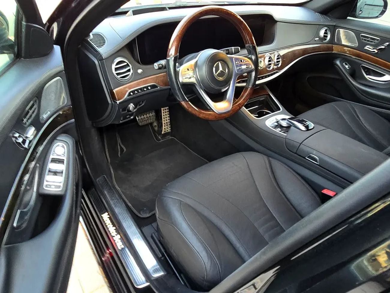 مرسيدس بنز S 560 S 560 | Pristine Condition | Luxury Sedan