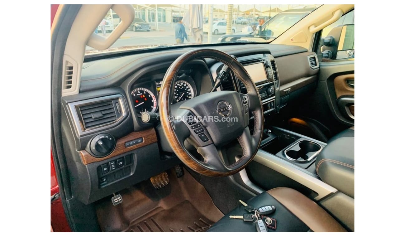 Nissan Titan