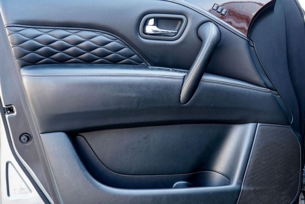 Infiniti QX80 Luxe 7st