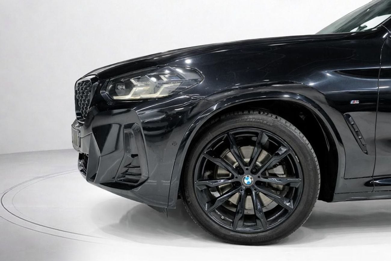 BMW X4 xDrive 30i M Sport 2.0L  l AED 3,133 P.M. l 0% Down Payment l xDrive30i M Sport l AGMC